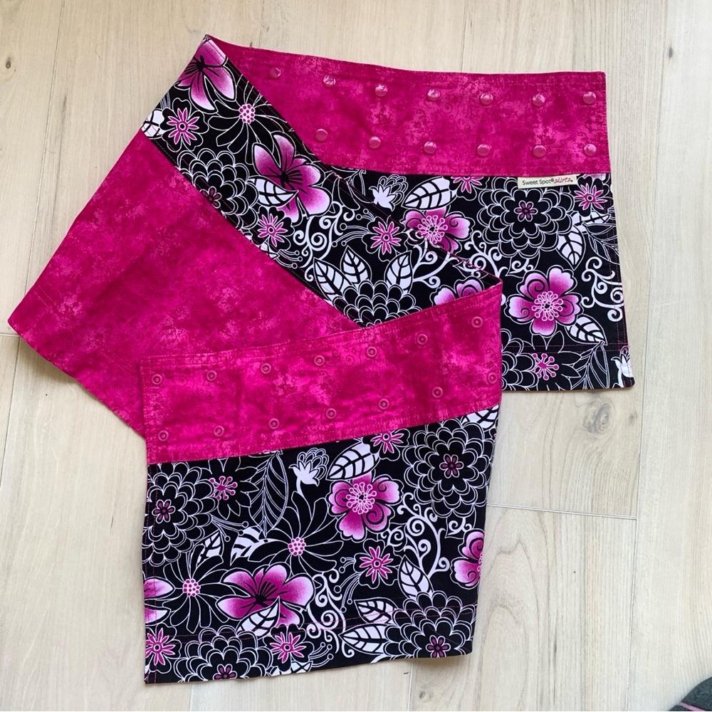 Sweet Spot Floral Mini Wrap Athletic Reversible Adjustable Bike , Beach Skirt OS